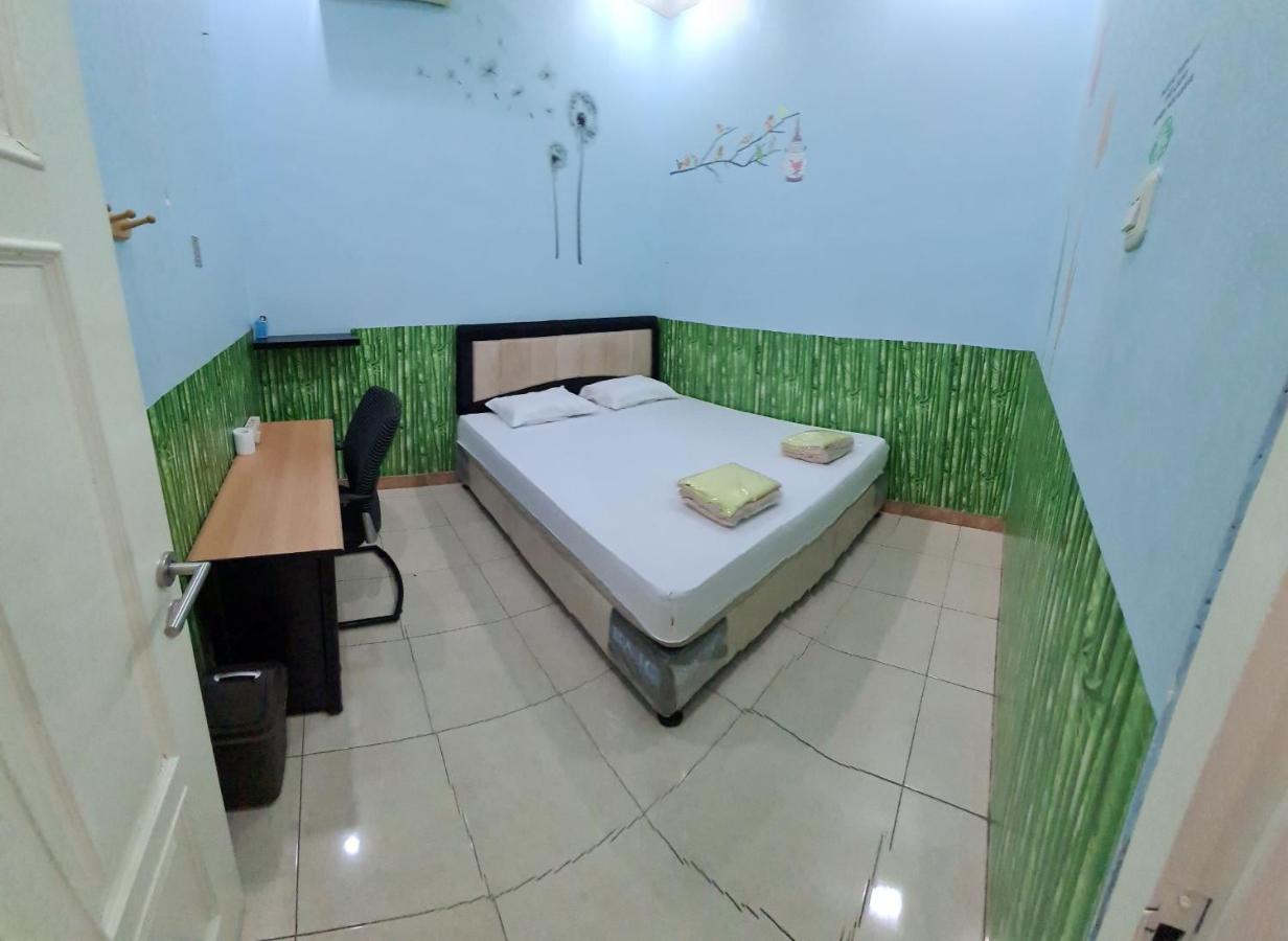 Traveller Home Tangerang Exteriér fotografie